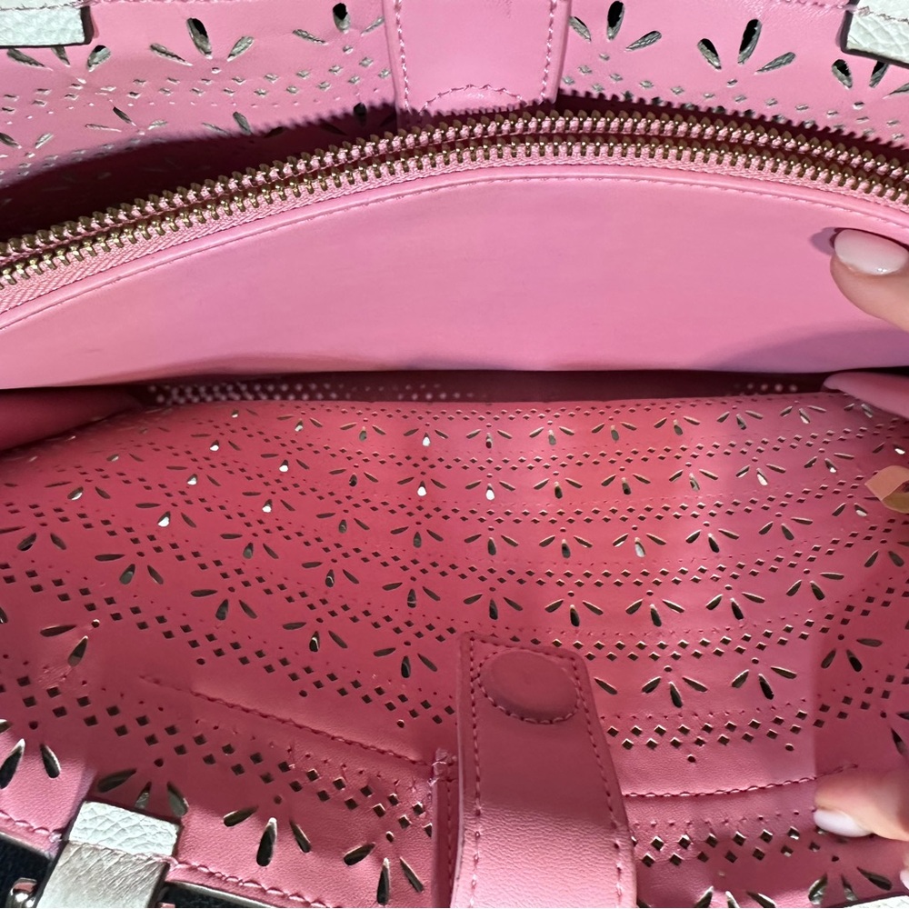 ✨ Kate Spade Leather Hayes Perf Tote Bright White / Bright Pink Interior NWOT 💕 - Picture 14 of 16